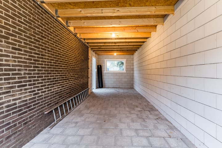 Foto 34 van Moleneindstraat 45