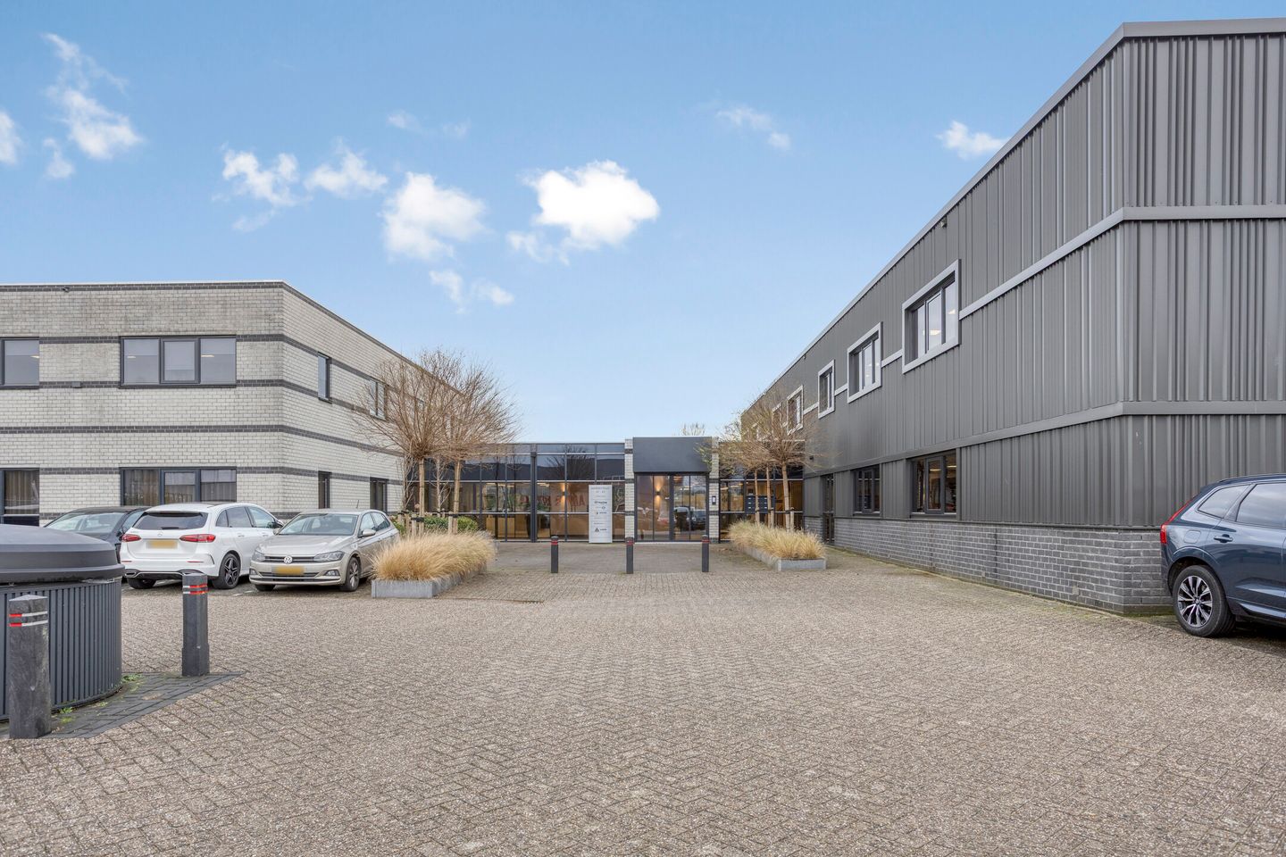 View photo 1 of Ampèrestraat 43-B