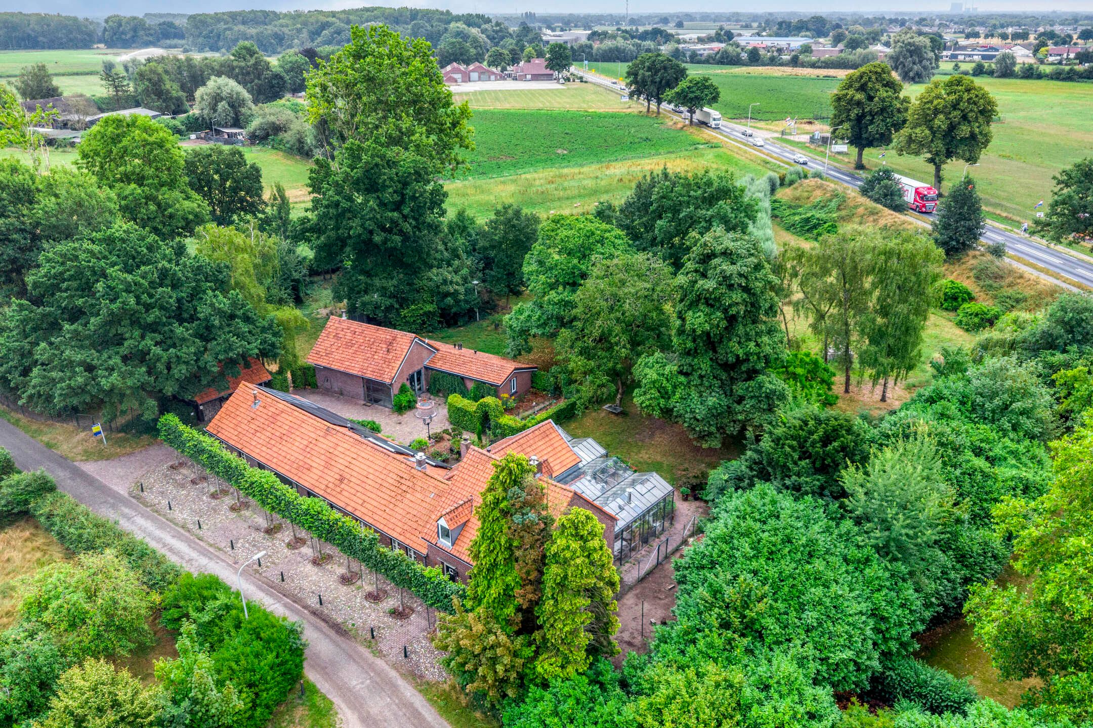 Buying a house in The Netherlands., Begijnhofweg 4