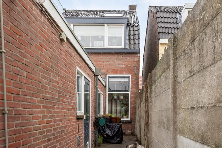 Foto 31 van Watertorenstraat 62