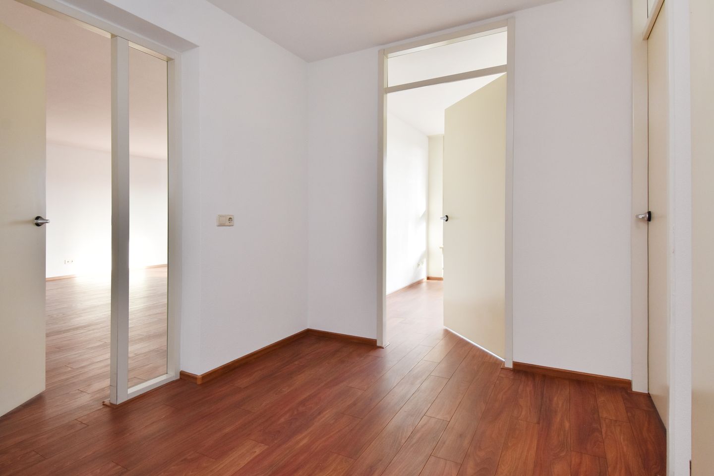 Photo 10 of Wingerd 34