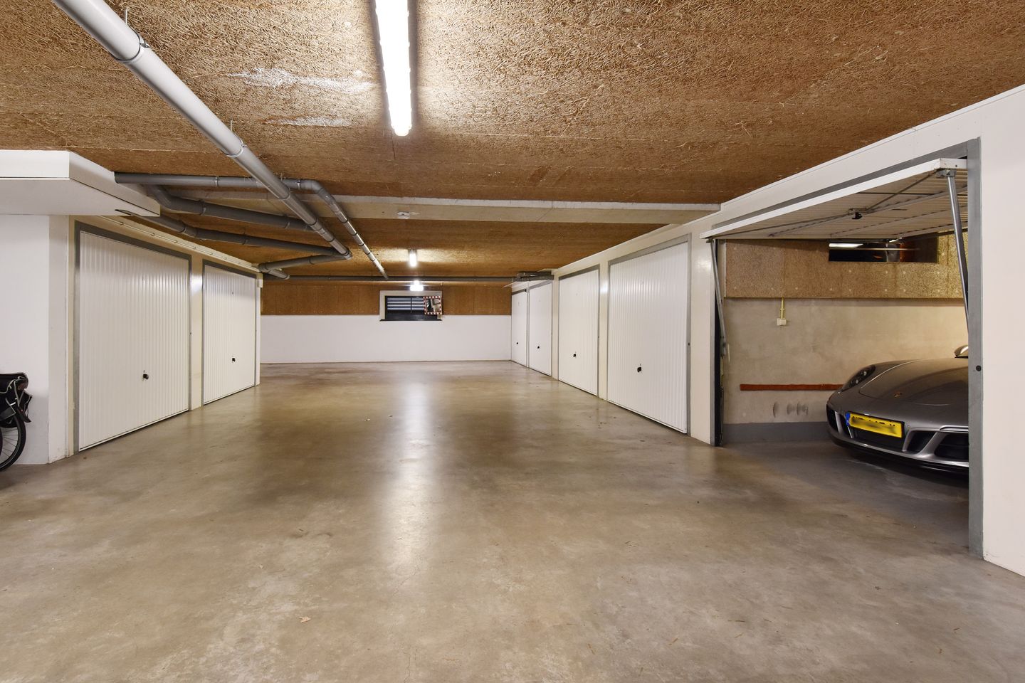 Photo 25 of Wingerd 34