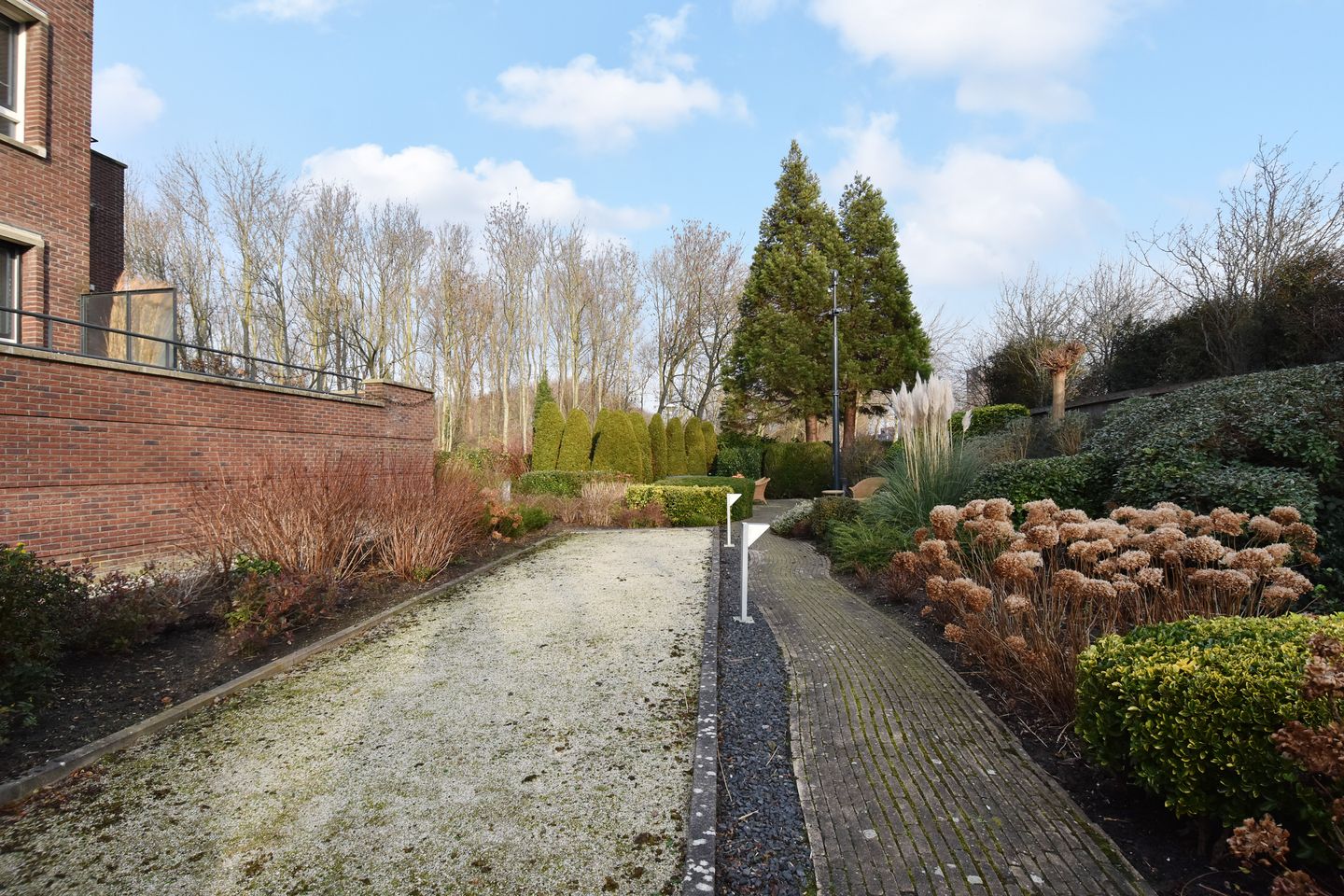 Photo 29 of Wingerd 34