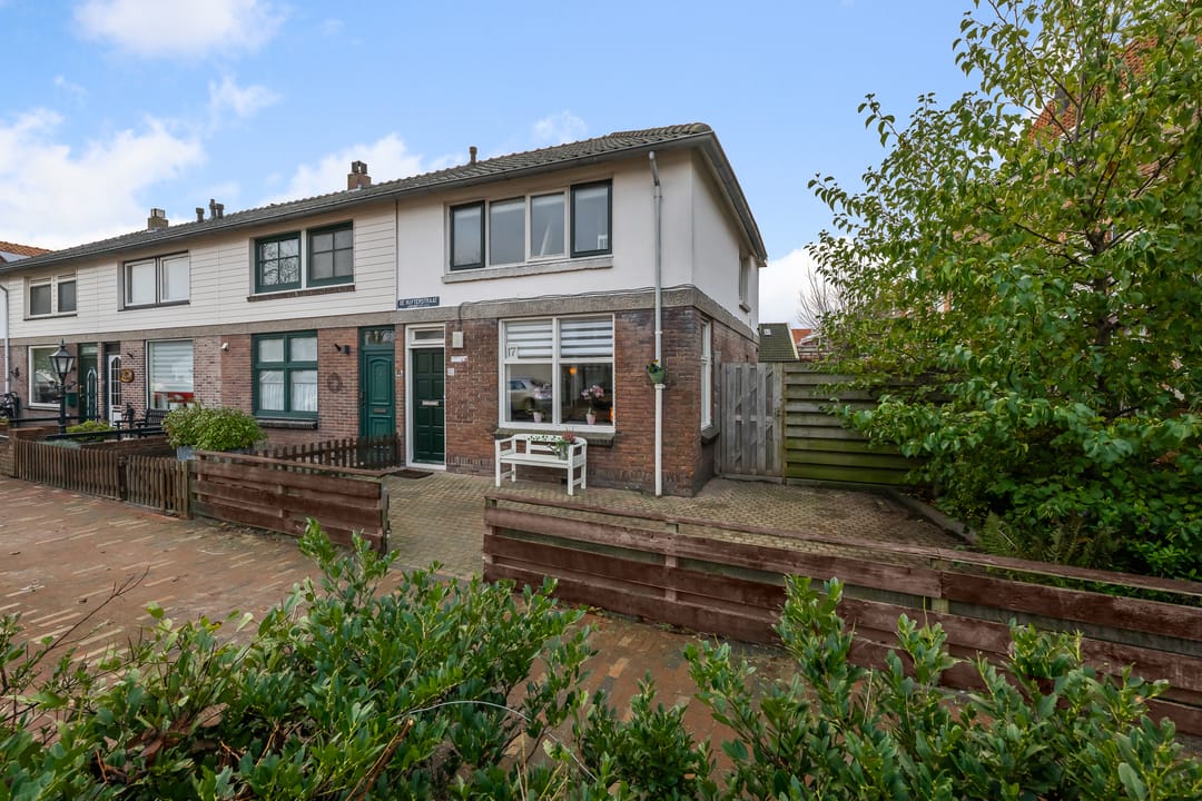 Foto 1 van De Ruijterstraat 17