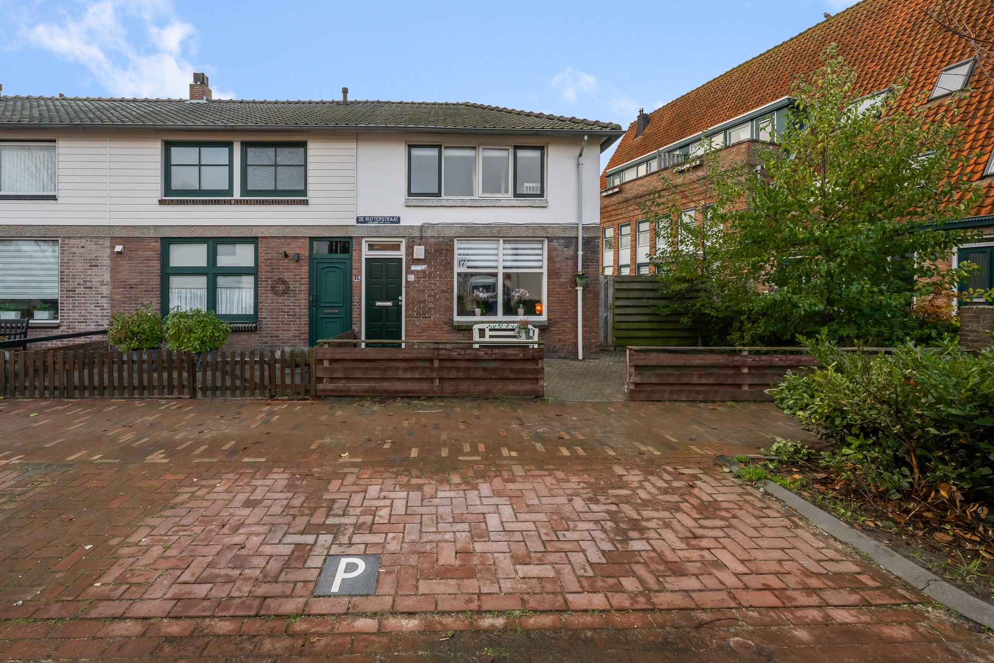 Foto 21 van De Ruijterstraat 17