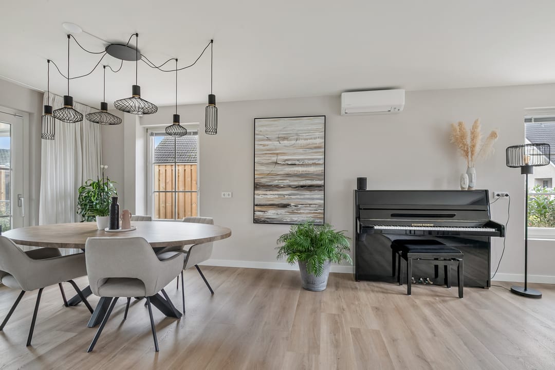 Foto 7 van Warmoezerij 28