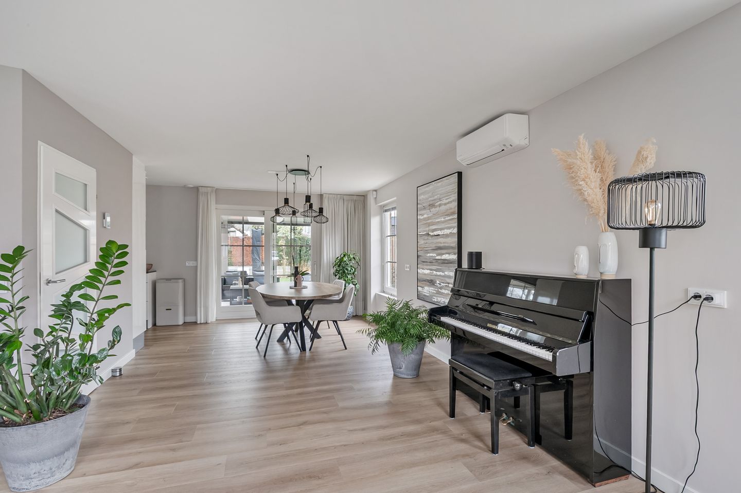 Foto 10 van Warmoezerij 28