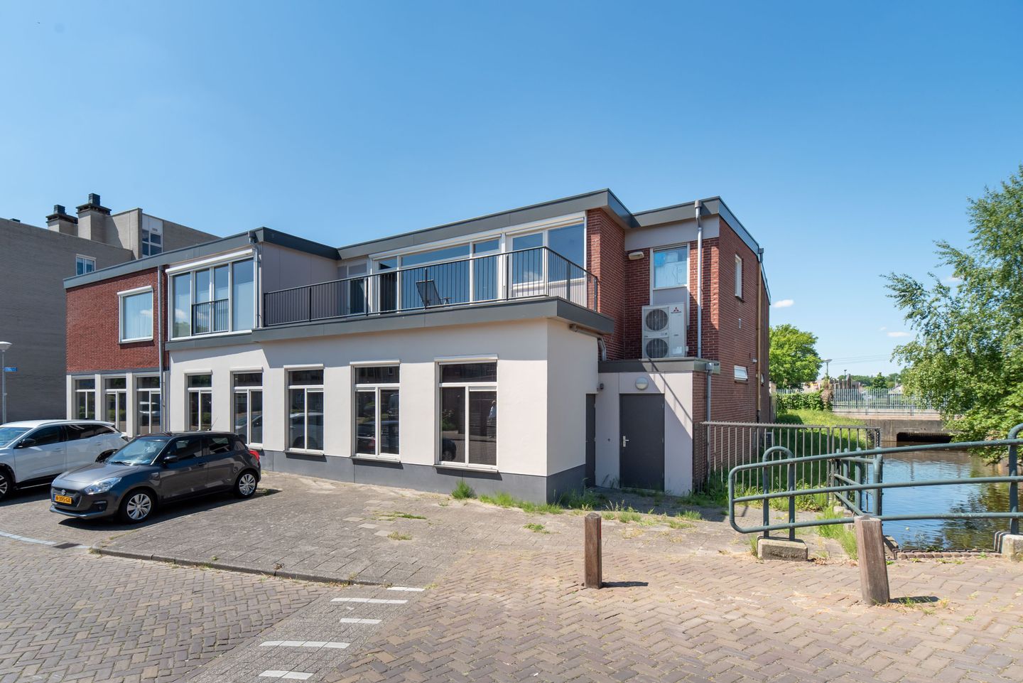 Bekijk foto 2 van Sesastraat 105