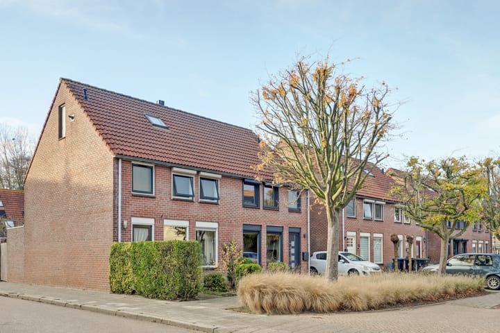 Foto 28 van Hammarskjöldstede 15