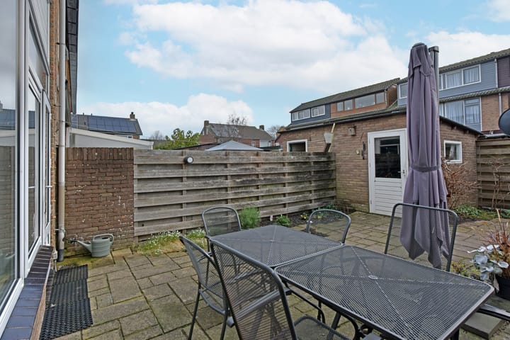 Photo 24 of van Wassenaerstraat 31