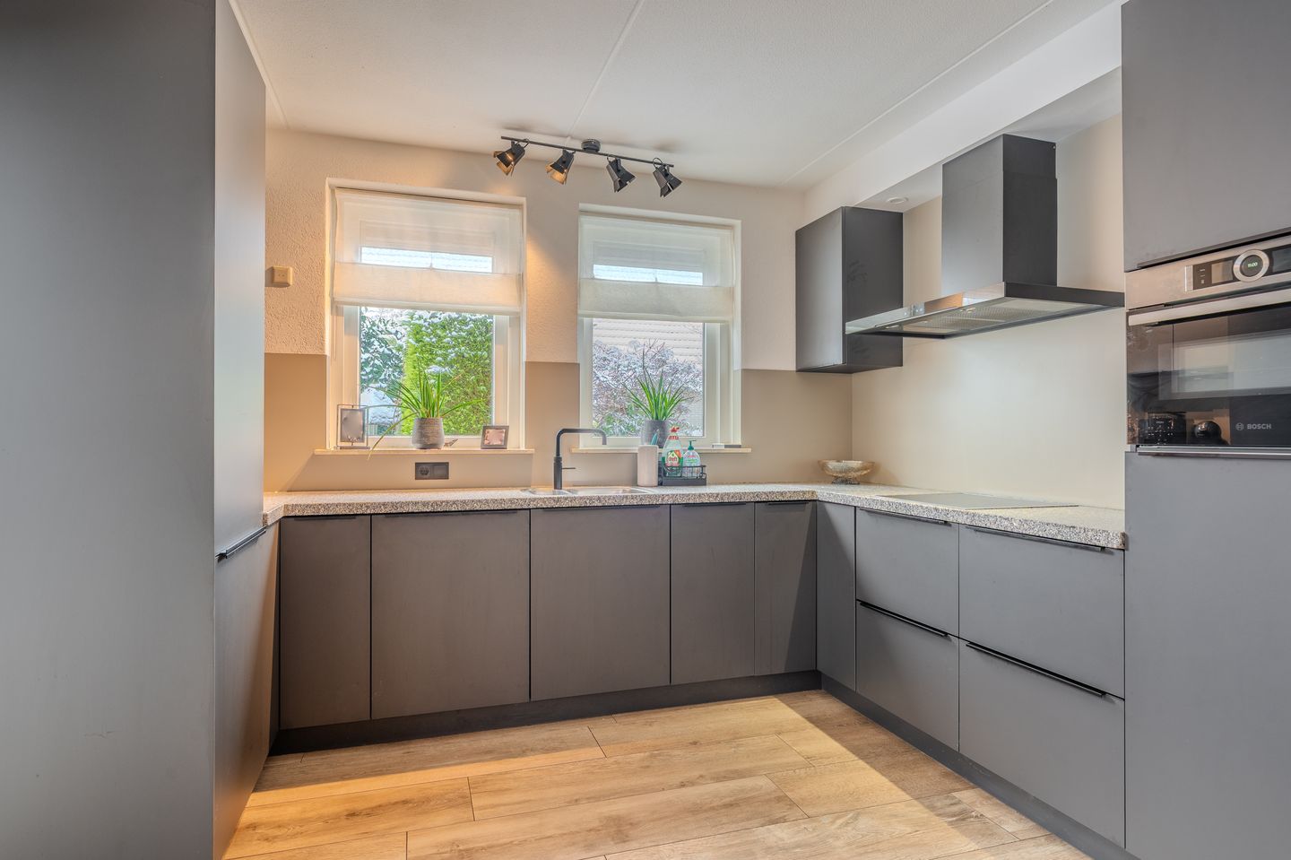 Foto 25 van Amethistlaan 6