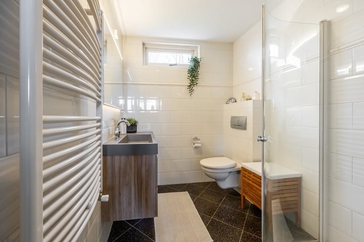 Photo 4 of Albion 25