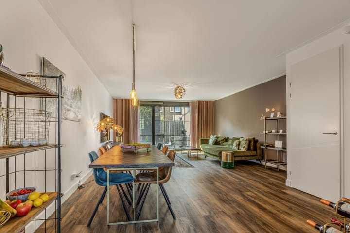 Foto 20 van John Deelaan 40