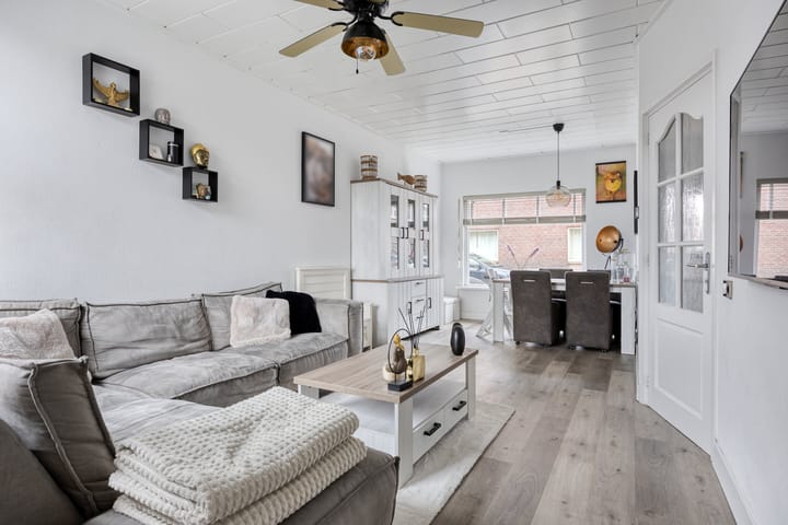 Photo 6 of Bisschop Masiusstraat 41