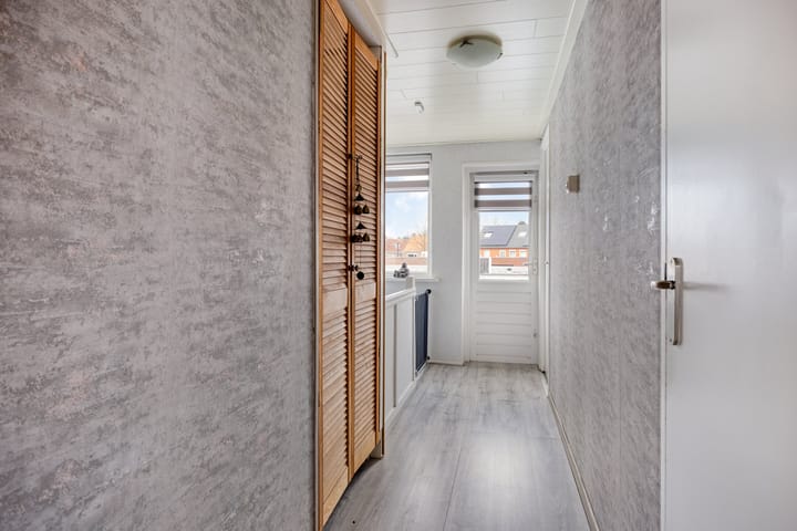 Photo 17 of Bisschop Masiusstraat 41