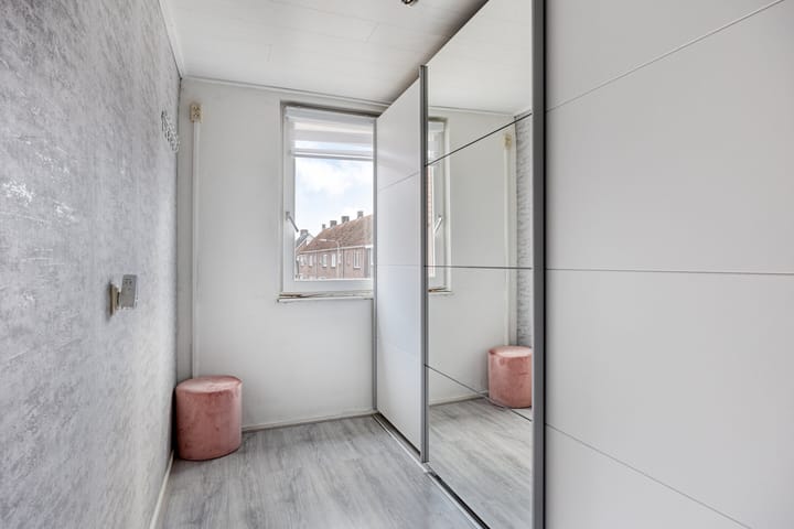 Photo 23 of Bisschop Masiusstraat 41