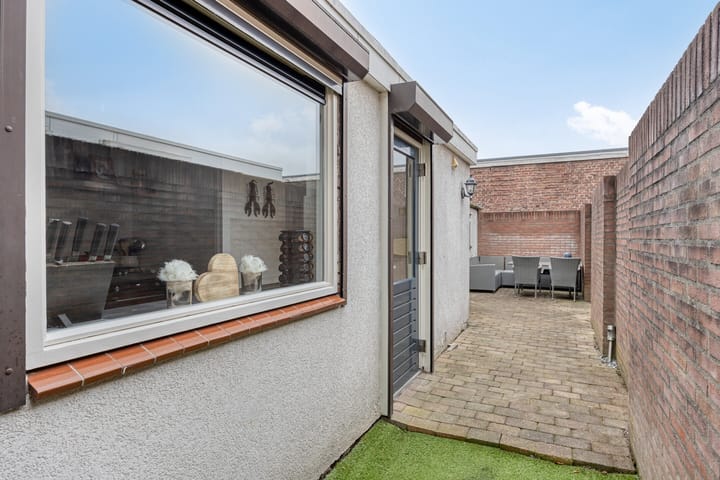 Photo 27 of Bisschop Masiusstraat 41