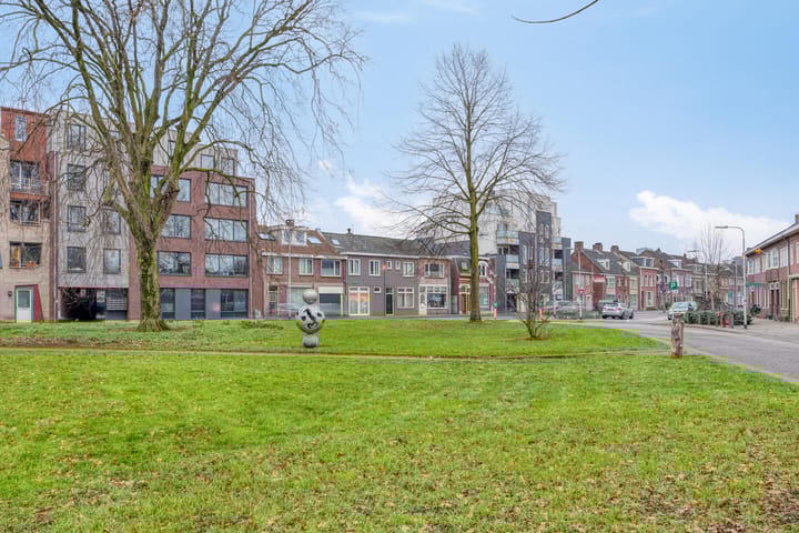 Photo 32 of Bisschop Masiusstraat 41