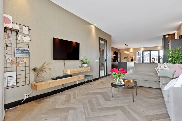 Foto 17 van Ambachtsweg 10