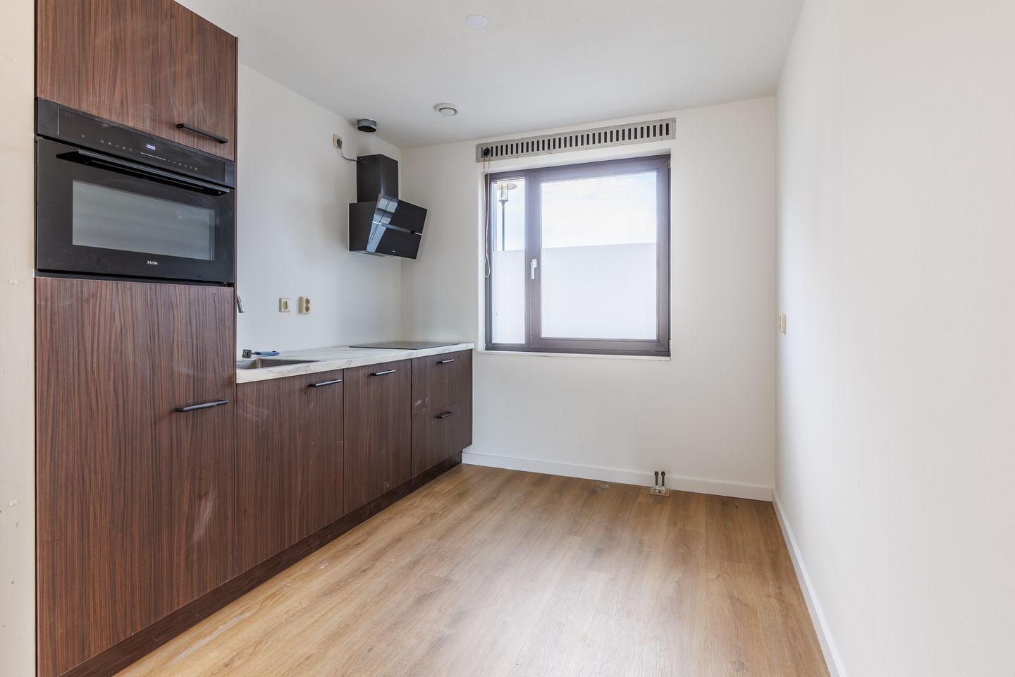 Photo 4 of Linie 327