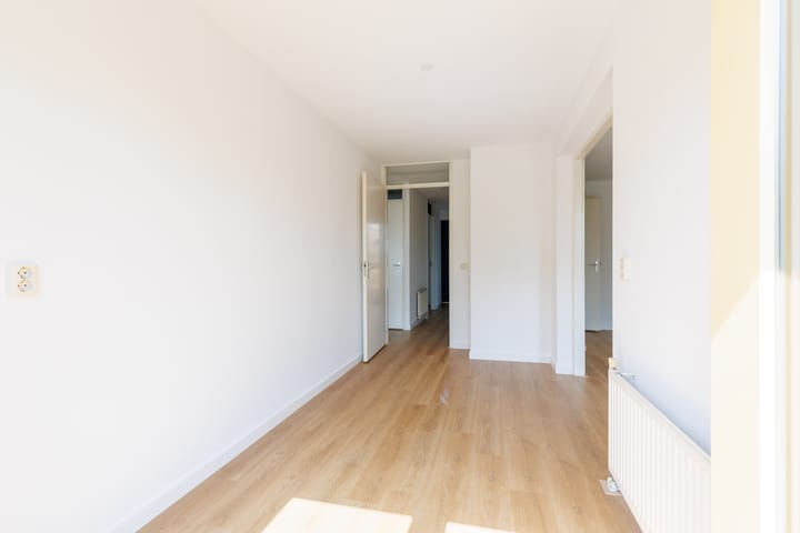 Foto 10 van Linie 327