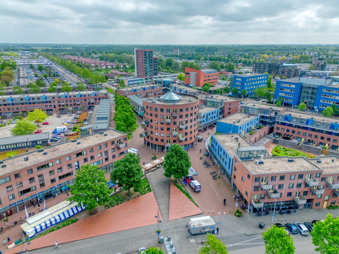 Photo 23 of Linie 327