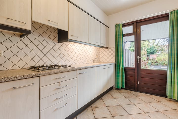 Photo 14 of Marijkestraat 7