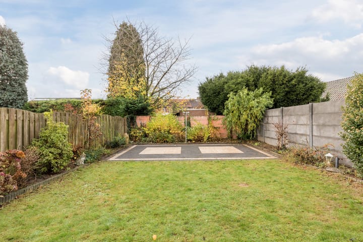 Photo 39 of Marijkestraat 7