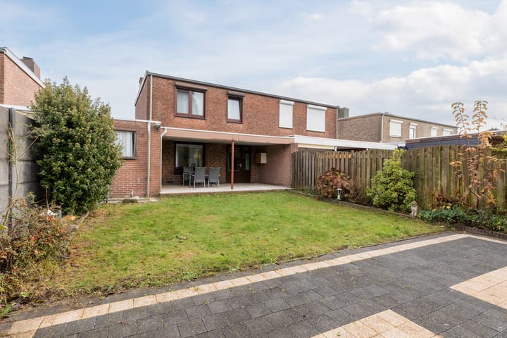 Photo 40 of Marijkestraat 7