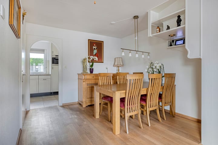 Photo 6 of Prins Willem-Alexanderstraat 5