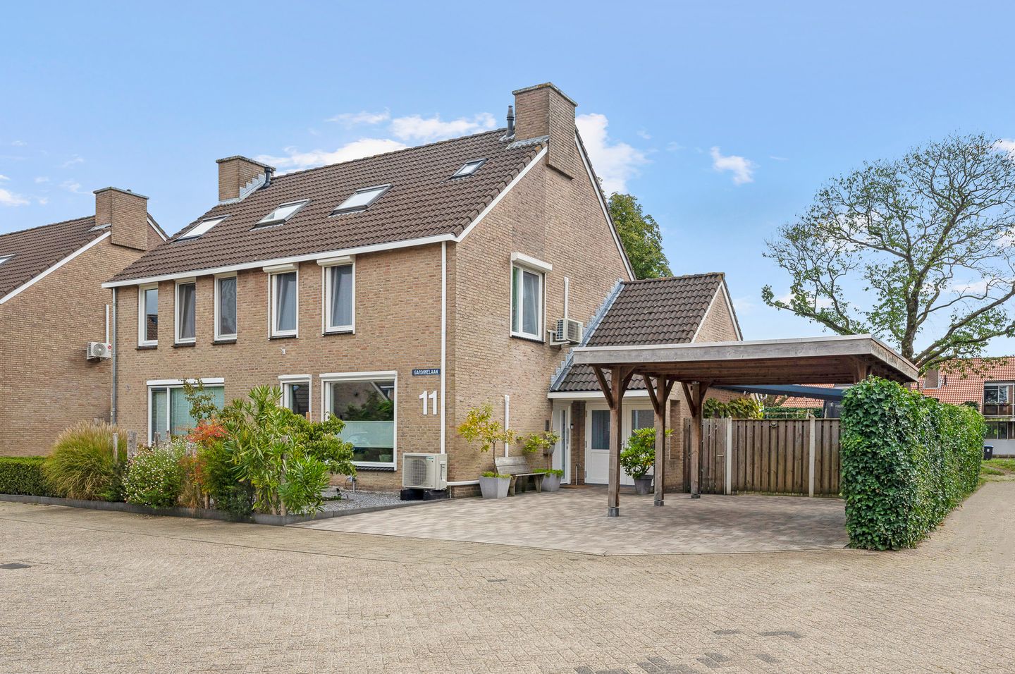 Photo 1 of Garonnelaan 11