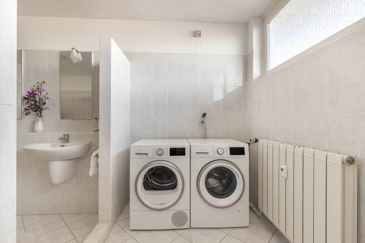 Foto 20 van Admiraal de Ruyterlaan 30