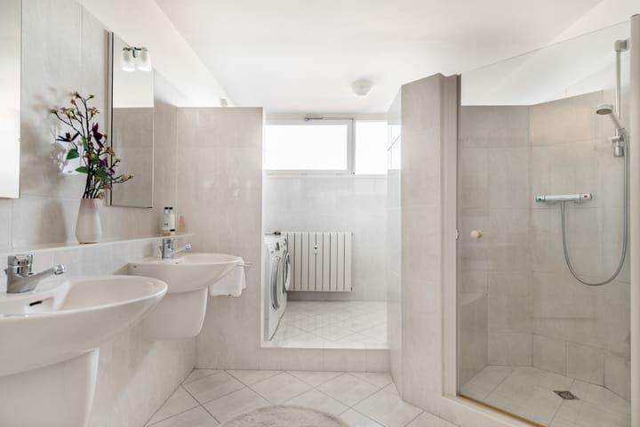 Foto 22 van Admiraal de Ruyterlaan 30