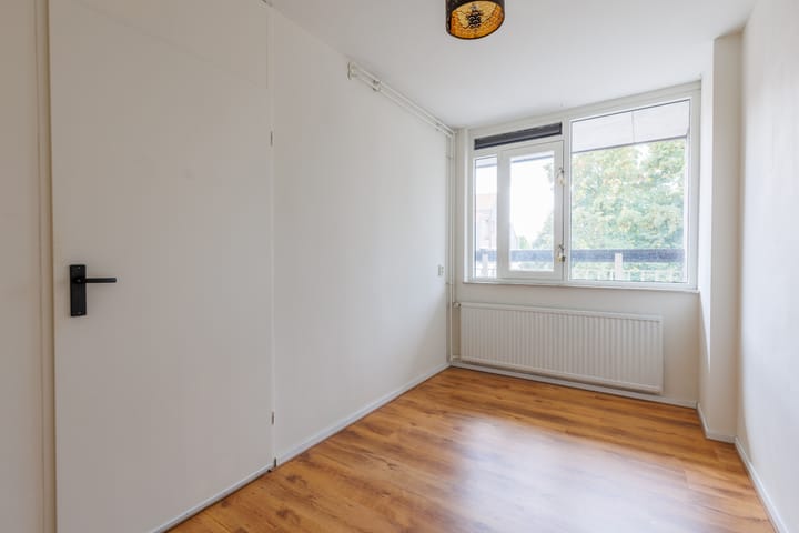 Foto 16 van Helfrichstraat 15