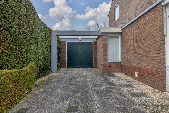 Foto 42 van Groningerstraat 25