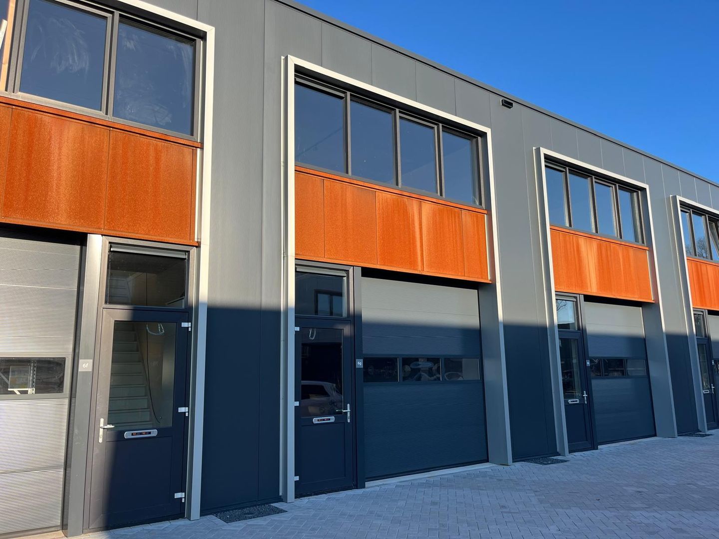 View photo 1 of Korenmolen 6-g