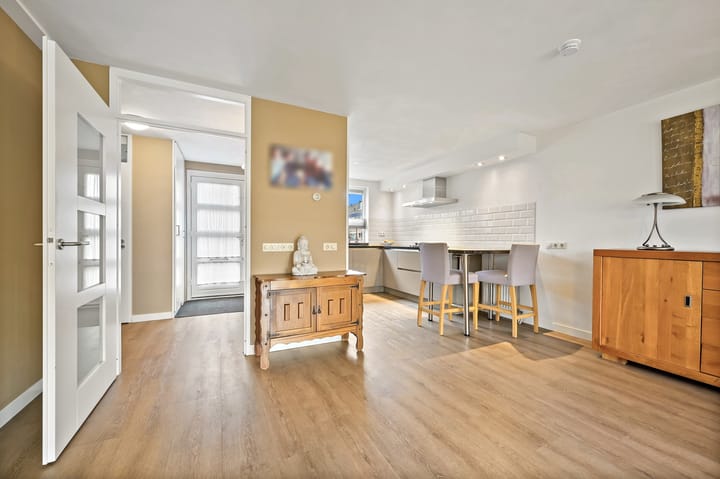 Foto 12 van Leeuweriklaan 60