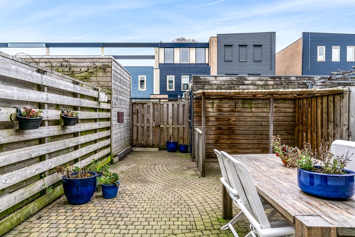 Photo 5 of Bisschop Koenraadstraat 34