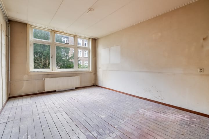 Photo 11 of Merwedeplein 13-1