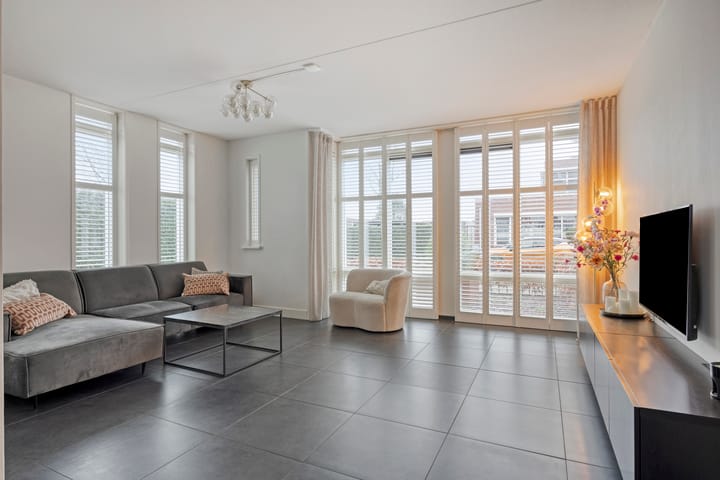 Foto 2 van Aurelia 20