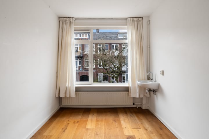 Foto 37 van Paetsstraat 32-B