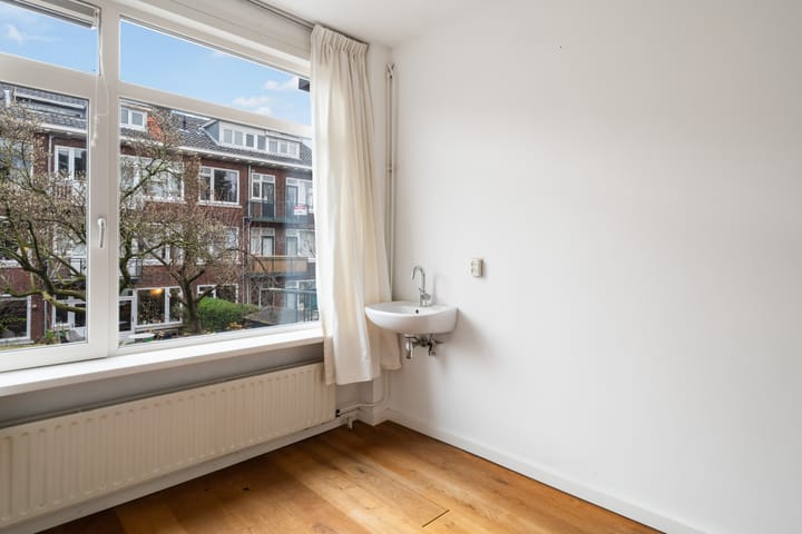 Foto 38 van Paetsstraat 32-B