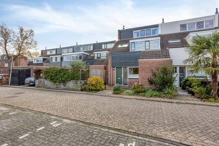 Photo 36 of Klaproos 9