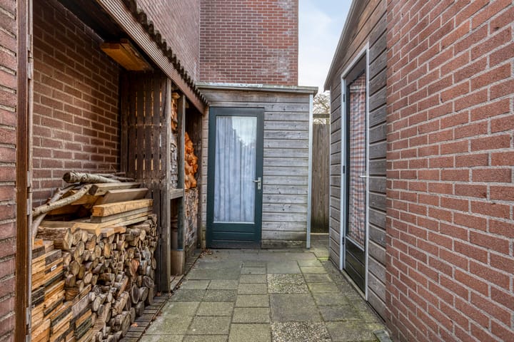 Photo 35 of Klaproos 9