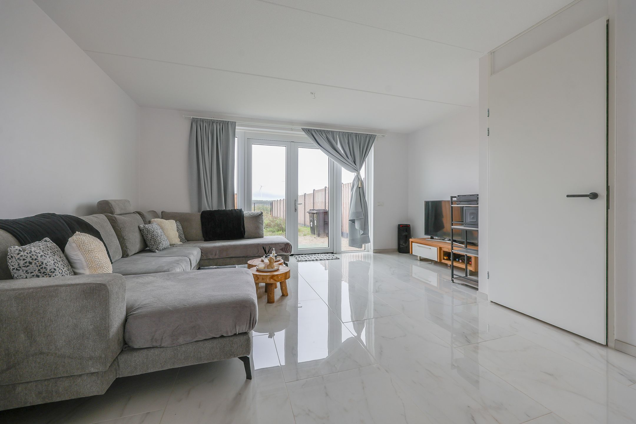 Foto 6 van Anna J. Cooperstraat 63