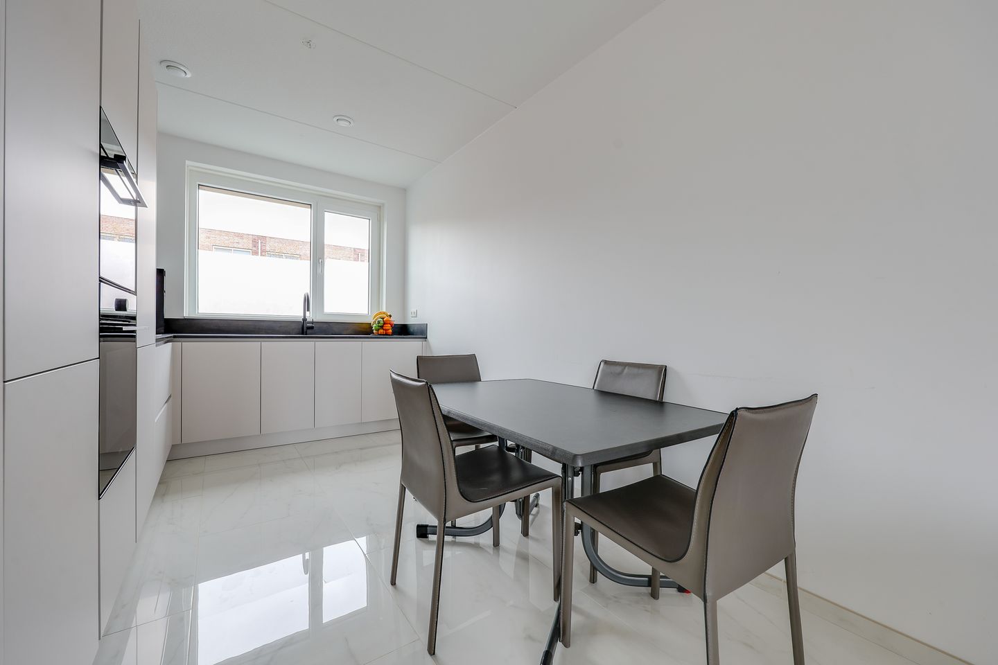 Foto 10 van Anna J. Cooperstraat 63