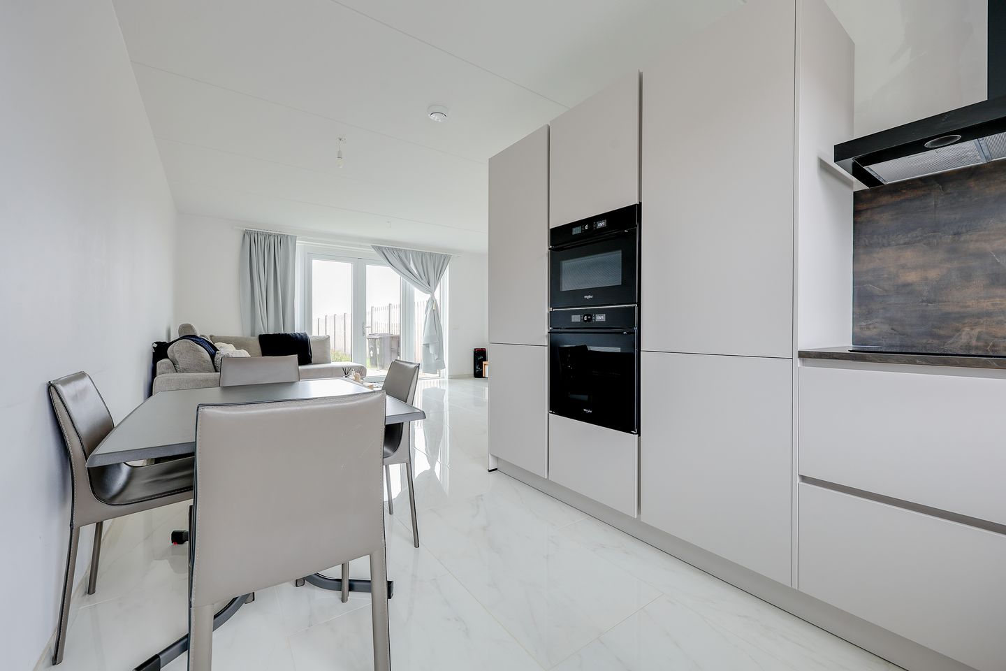 Foto 14 van Anna J. Cooperstraat 63