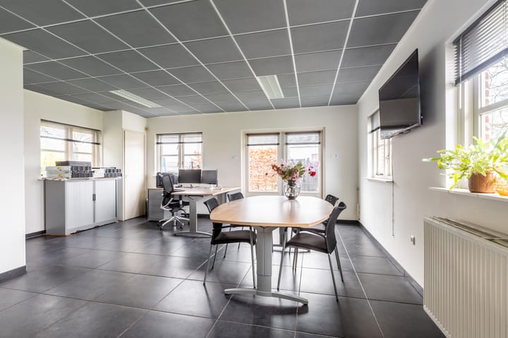 Foto 15 van Loverensestraat 5