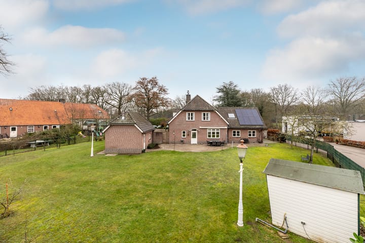 Foto 35 van Loverensestraat 5