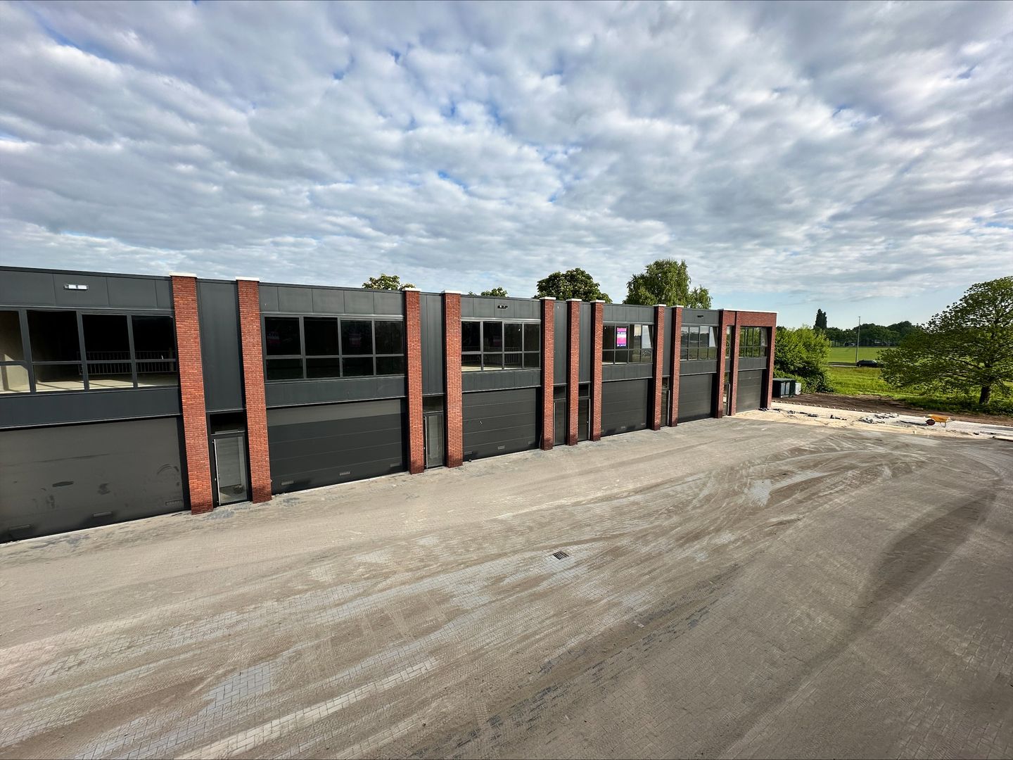 Bekijk foto 3 van L.J. Costerstraat 11-v